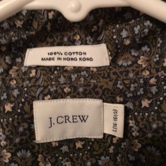 J. Crew Men’s Large Paisley Button-down shirt - Picture 2 of 3